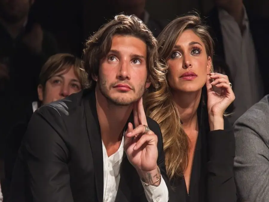 Stefano De Martino gossip news, lite furiosa con la madre di Belen: bufera a Selfie