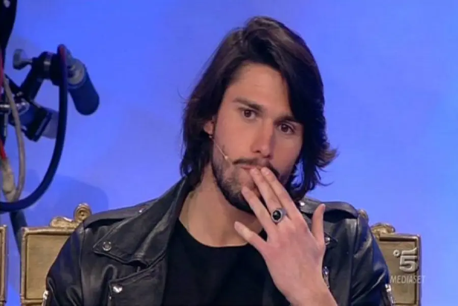 Uomini e Donne gossip scelta Luca Onestini: Giulia Latini eliminata? Gli indizi