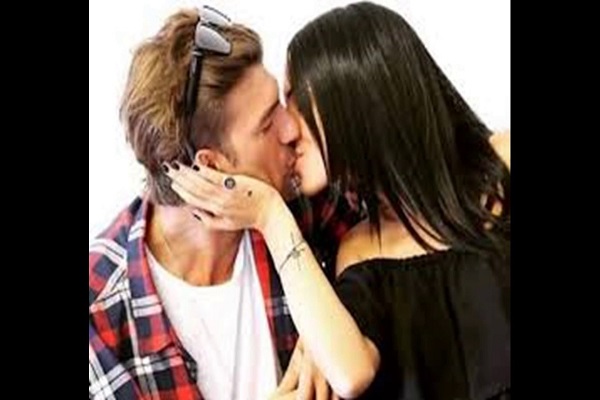 Uomini e Donne anticipazioni puntata speciale: Andrea Damante e Giulia De Lellis protagonisti