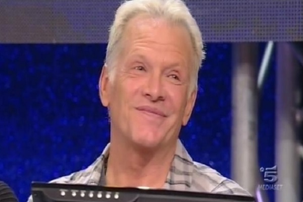 Gossip Amici 16: flirt tra Garrison e un corteggiatore di Uomini e Donne?