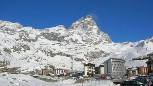 Cervinia, il paradiso degli sciatori ma non solo: anche d’estate gli amanti della montagna la amano