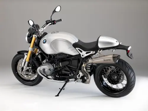 BMW moto rende più sicuri i suoi mezzi con la chiamata di emergenza automatica