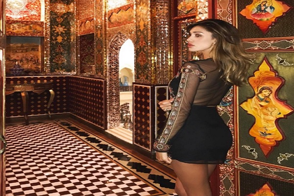 Gossip Belen Rodriguez incinta? Gli indizi social e il pancino sospetto